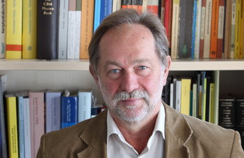 Peter Senger (University of Frankfurt and GSI):