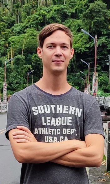 Zoltán Dicső