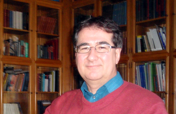 Péter Ábrahám (Konkoly Observatory, Research Centre for Astronomy and Earth Sciences):